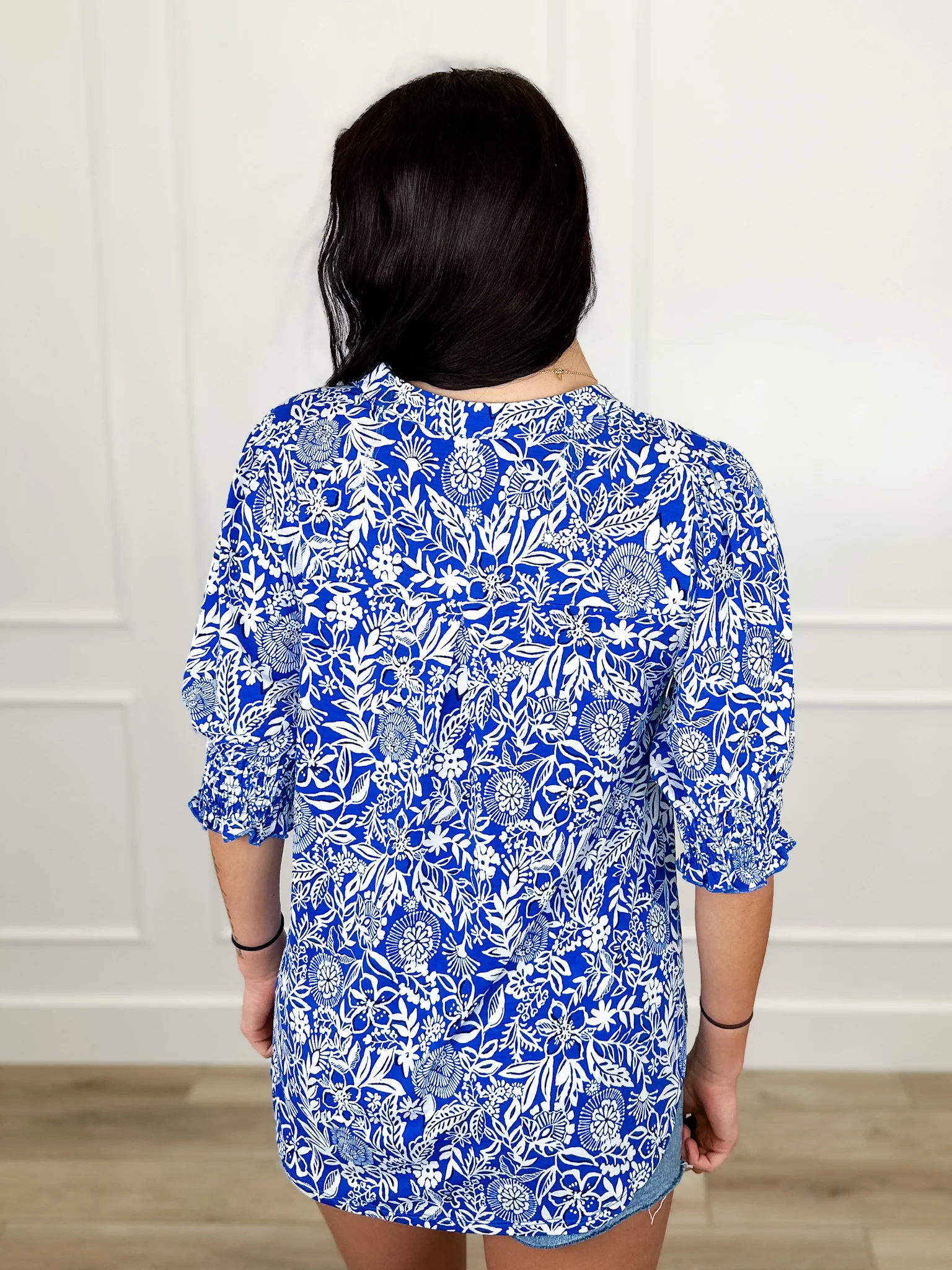 Dear Scarlett Voices of Reason Wrinkle-Free Short Sleeve Blue Top - Image 2