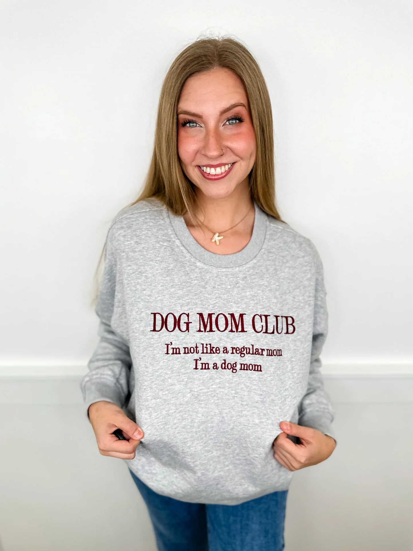 Dog Mom Club Cotton Blend Long Sleeve Grey Avery Mae Graphic Crewneck Sweatshirt - Image 4