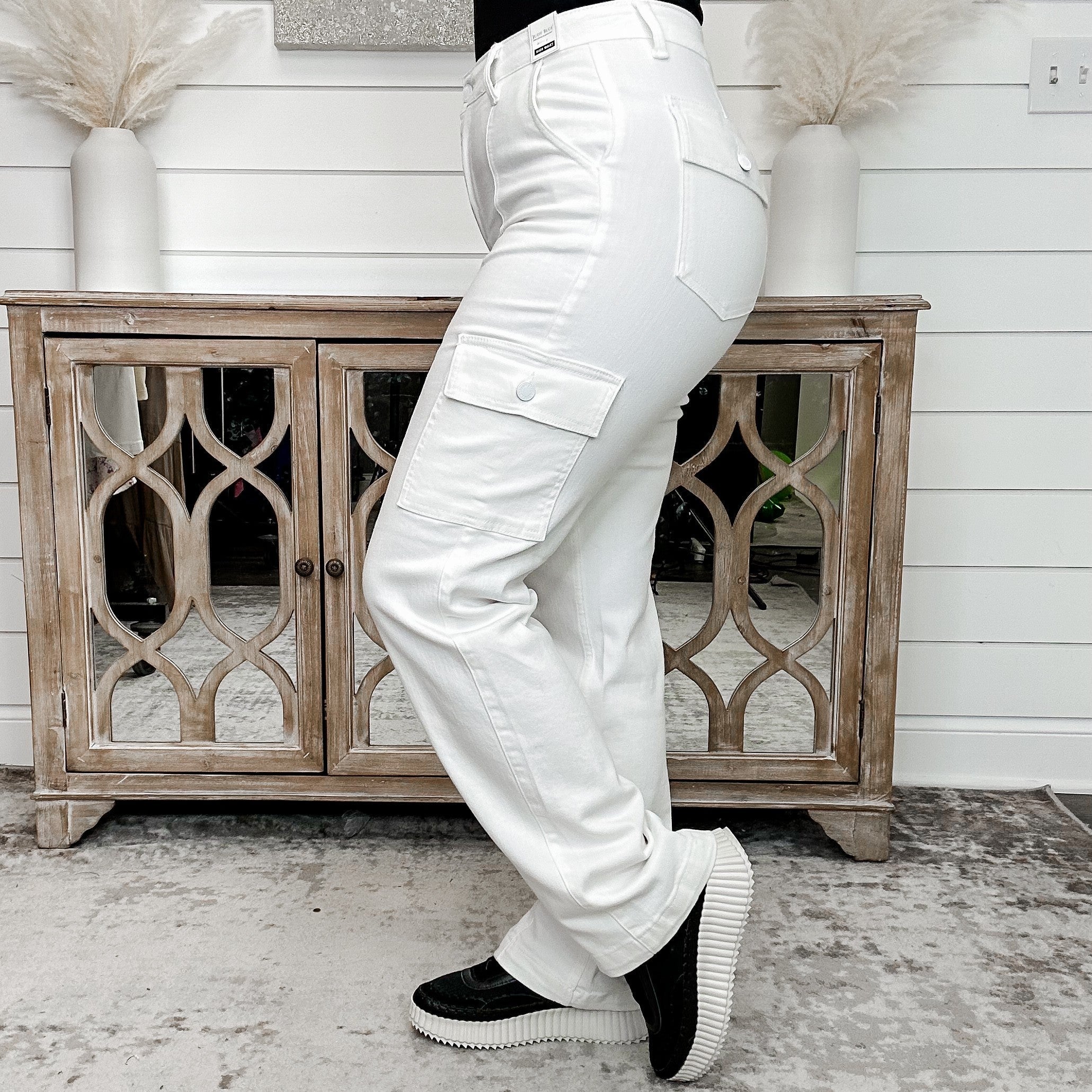 Judy Blue Hannah High-Rise Cargo Straight Leg White Jeans - Image 5