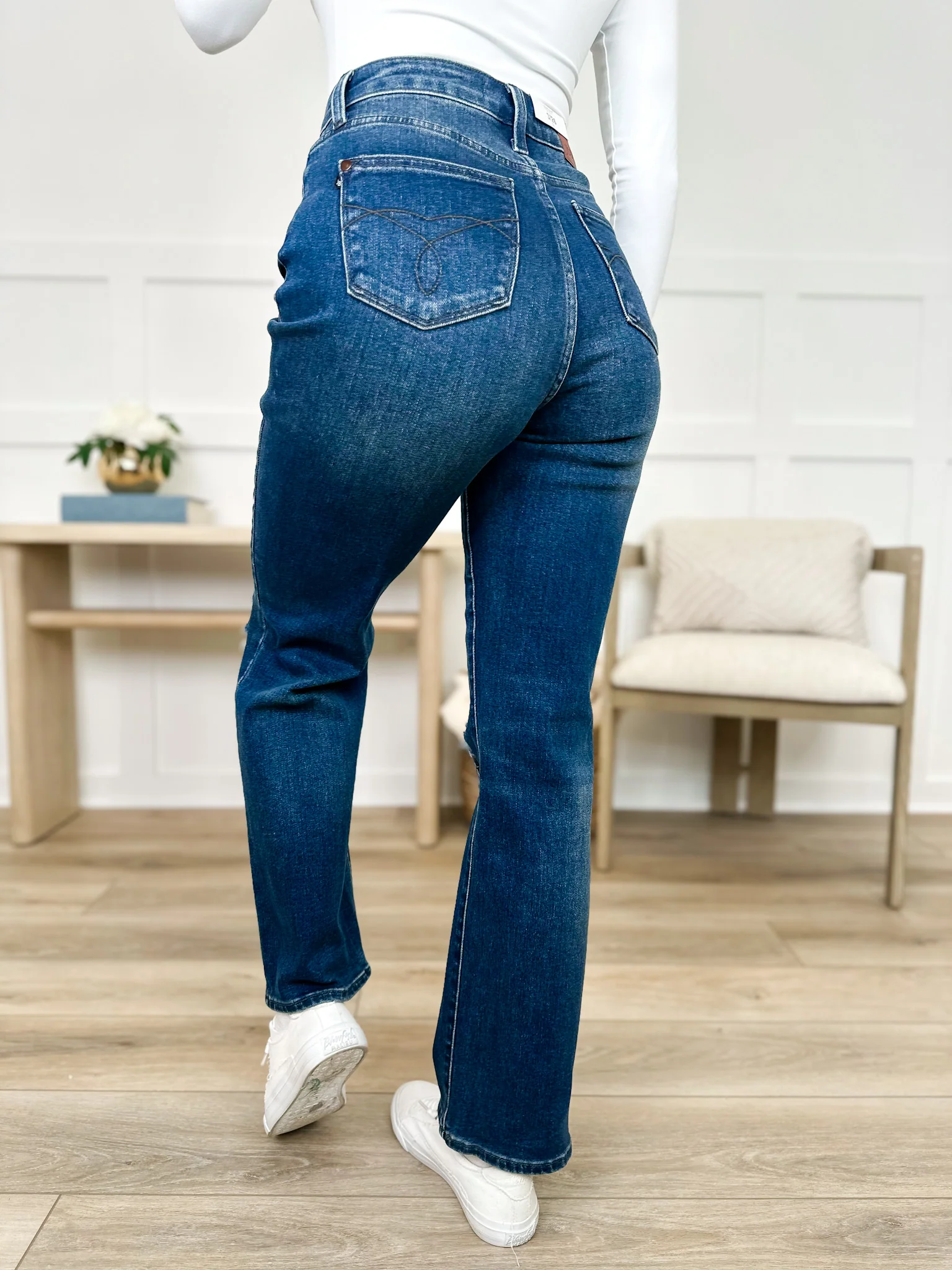 Judy Blue Janelle High-Rise Dad Jeans - Dark Wash (Distressed) - Image 4