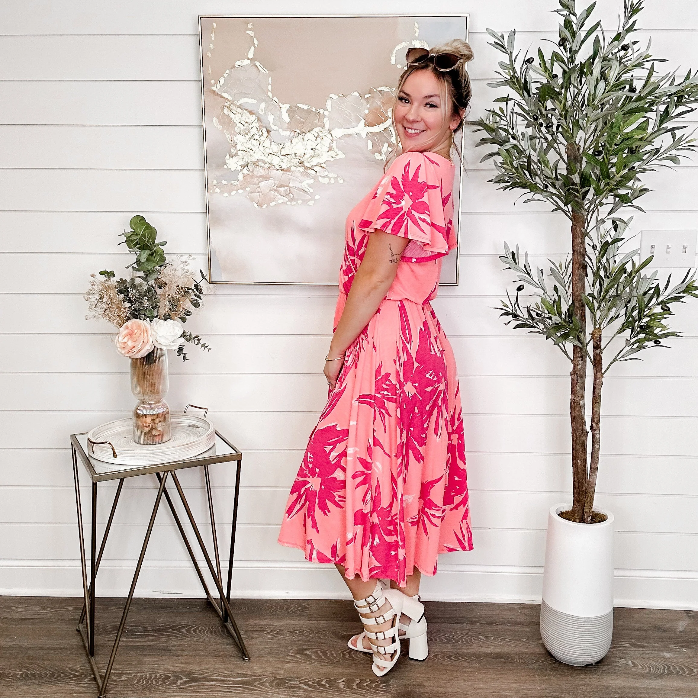 Sew In Love Beauty Flow Wrinkle-Free Short Sleeve Pink Dress - Image 2