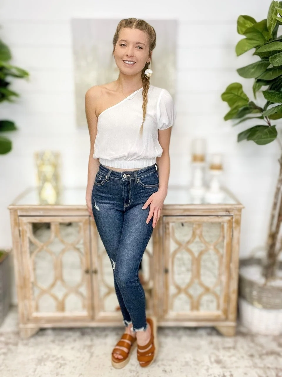 Show it Off White Avery Mae Top - Image 5